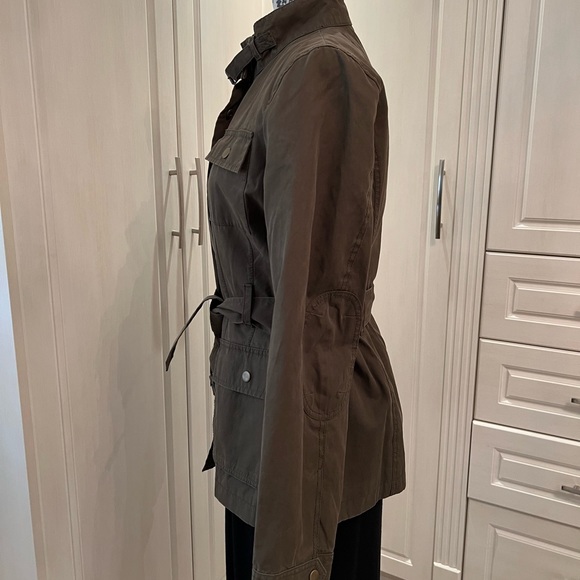 Military Green Jacket, Size M - Picture 6 of 9